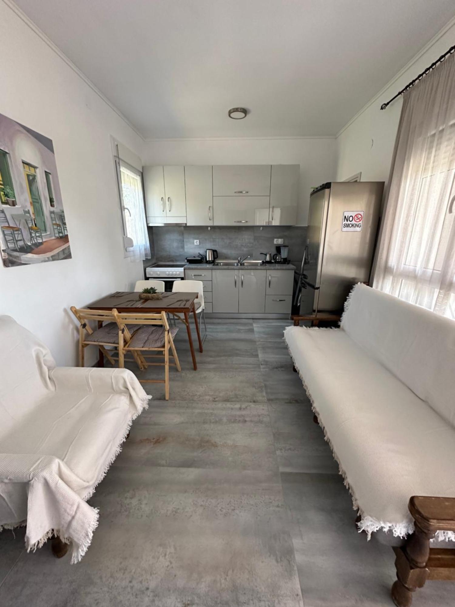 Seashore House Makri Agia Paraskevi  Ngoại thất bức ảnh